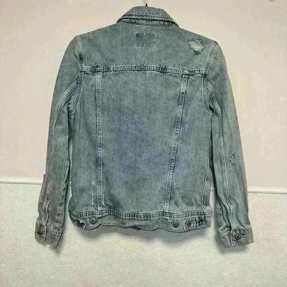 Old Navy Distressed Blue Jean Denim Jacket Size M for Women - Picture 11 of 12